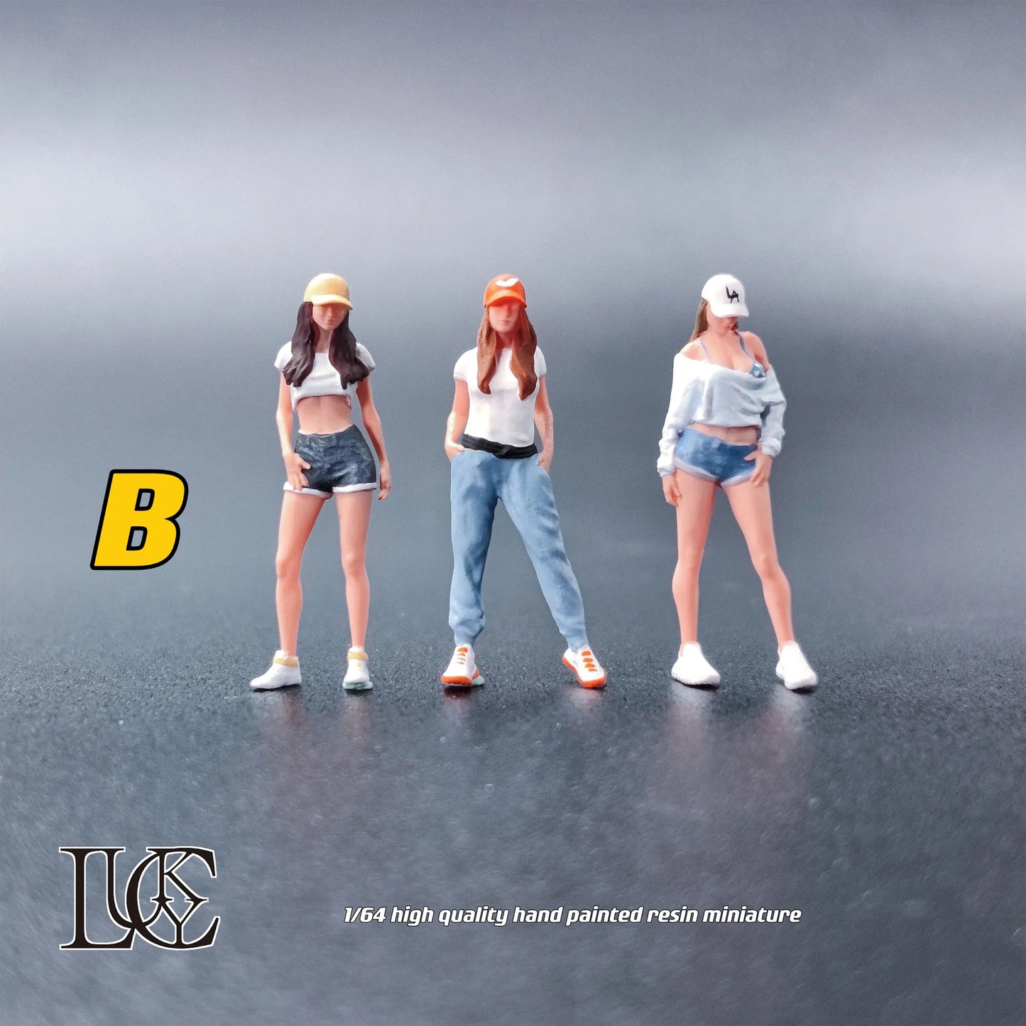 Lucky Studio Diorama 1/64 Scale Figurines Model Duck Tongue Hat Trendy Female Triple Team Collection Miniature Hand-painted