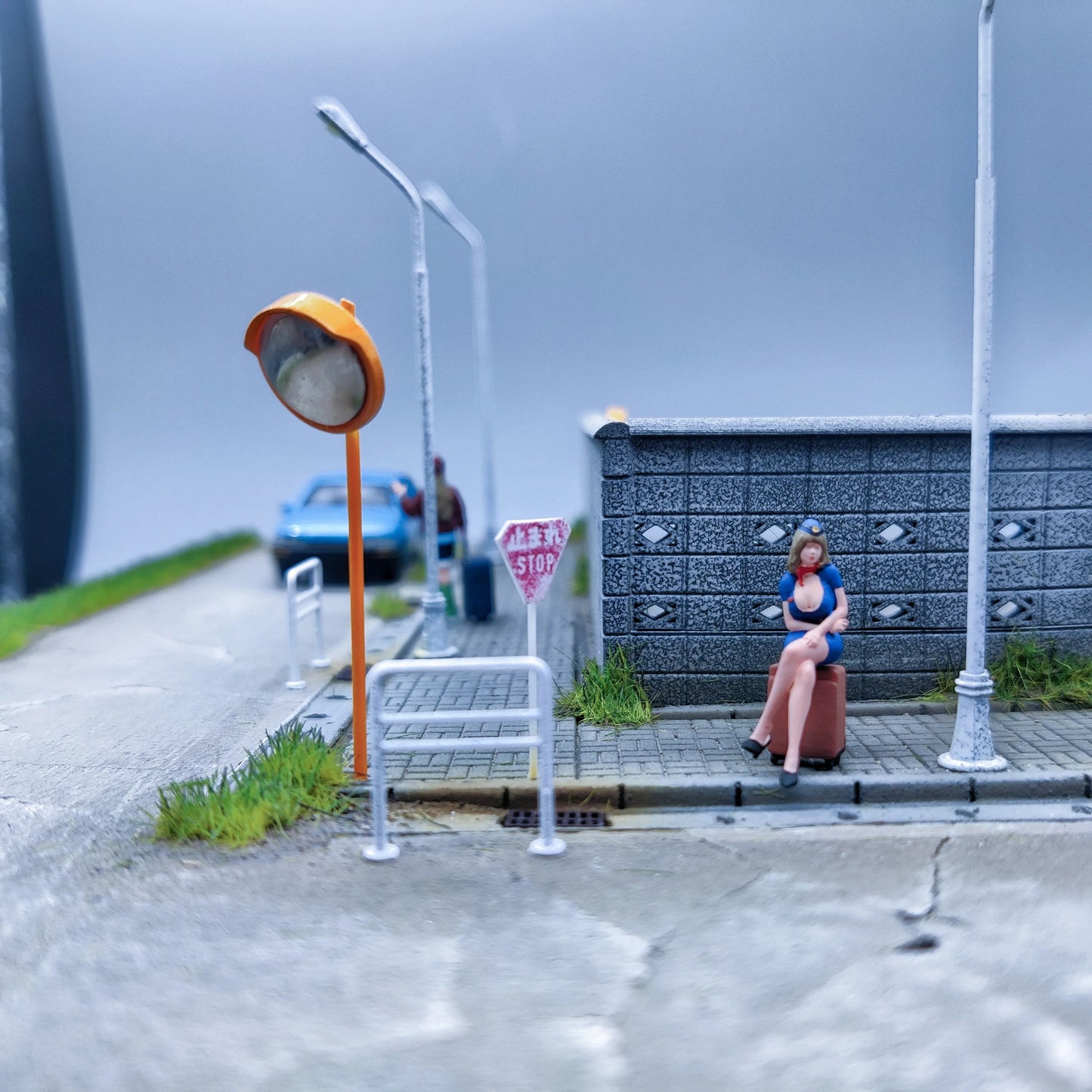WT Minifactory 1:64 Scale Figures Luggage Girl Duo Model Dioramas Diecast Miniature Collection