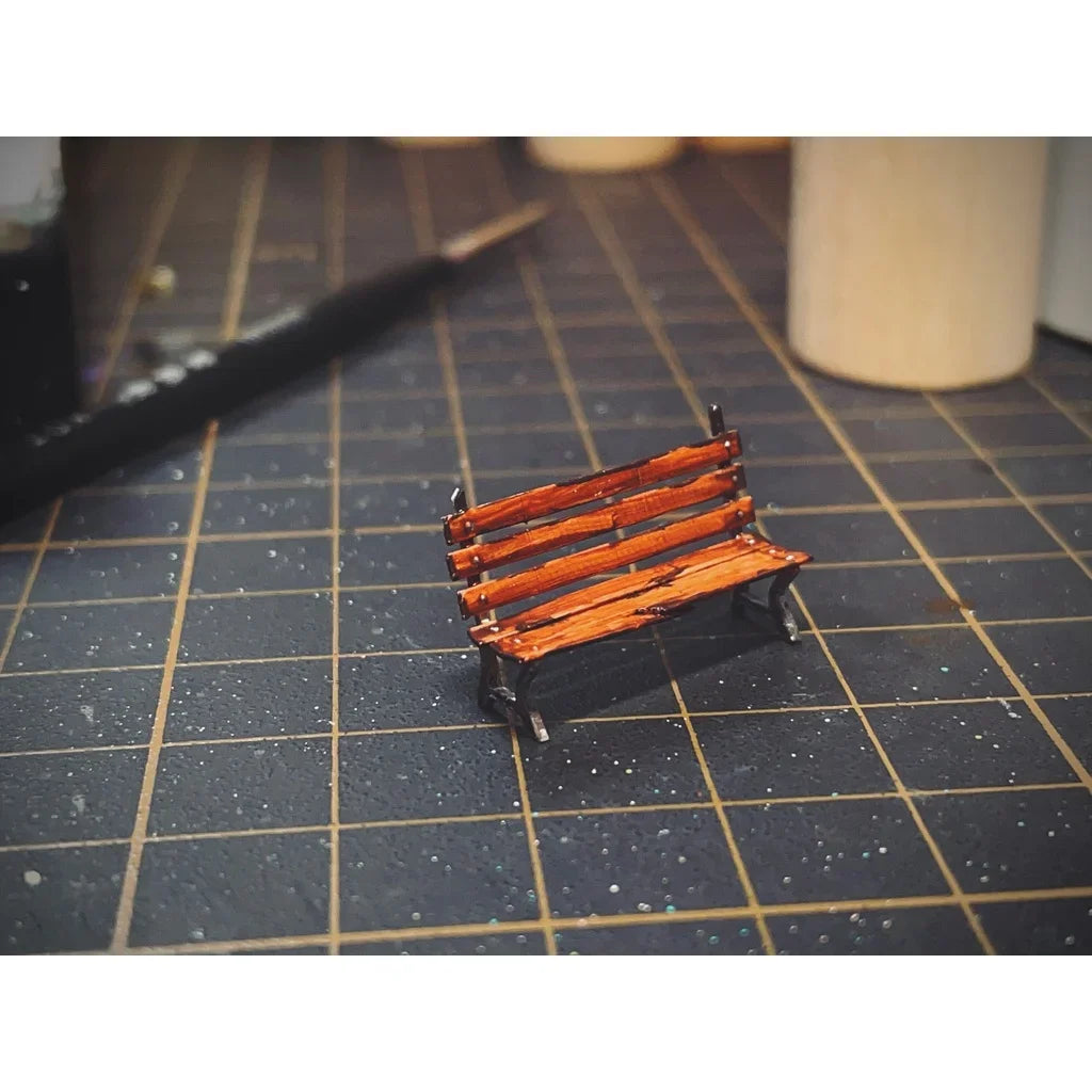 1/64 1/43 Scale Model ResinFat Guy with A Coke and A Rotten ChairUncolored Miniature Diorama Hand-painted S101