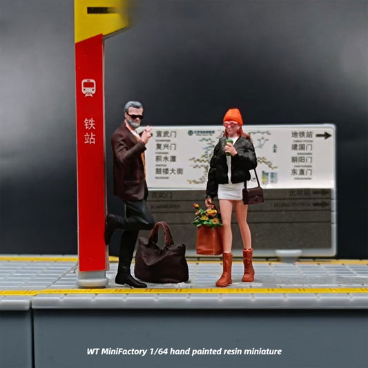 WT Minifactory 1/64 Scale Figurines Model Waiting Couple Duo Collection Miniature Hand-painted