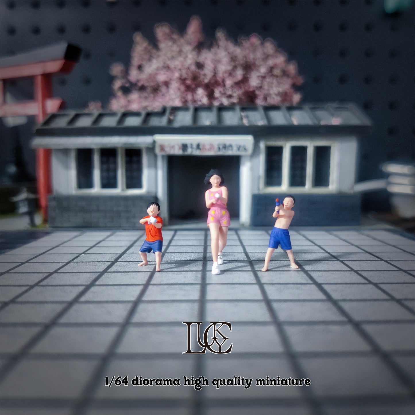 Lucky Studio 1/64 Scale Figurines Model Water Playing Children Trio Collection Miniature Hand-painted