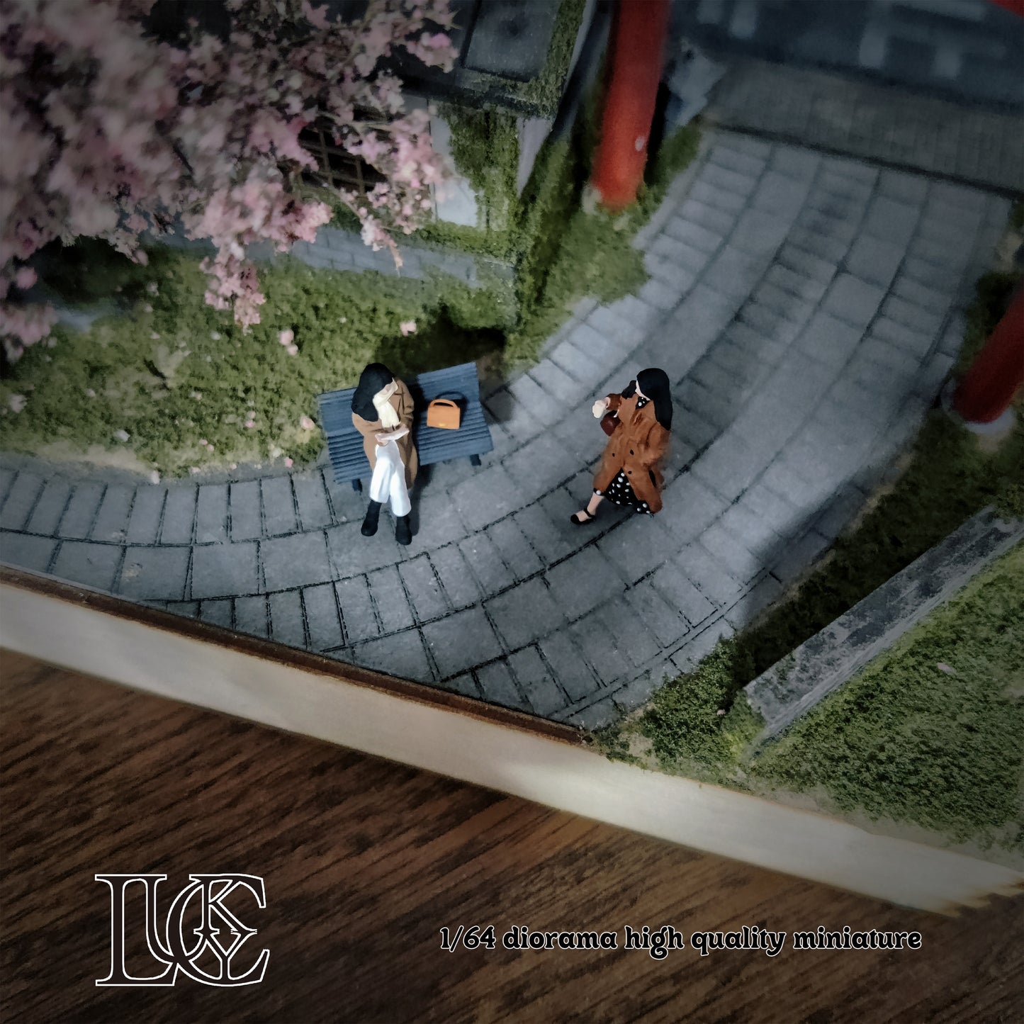 Lucky Studio 1/64 Scale Figurines Model Leisure Park Duo Miniature Hand-painted