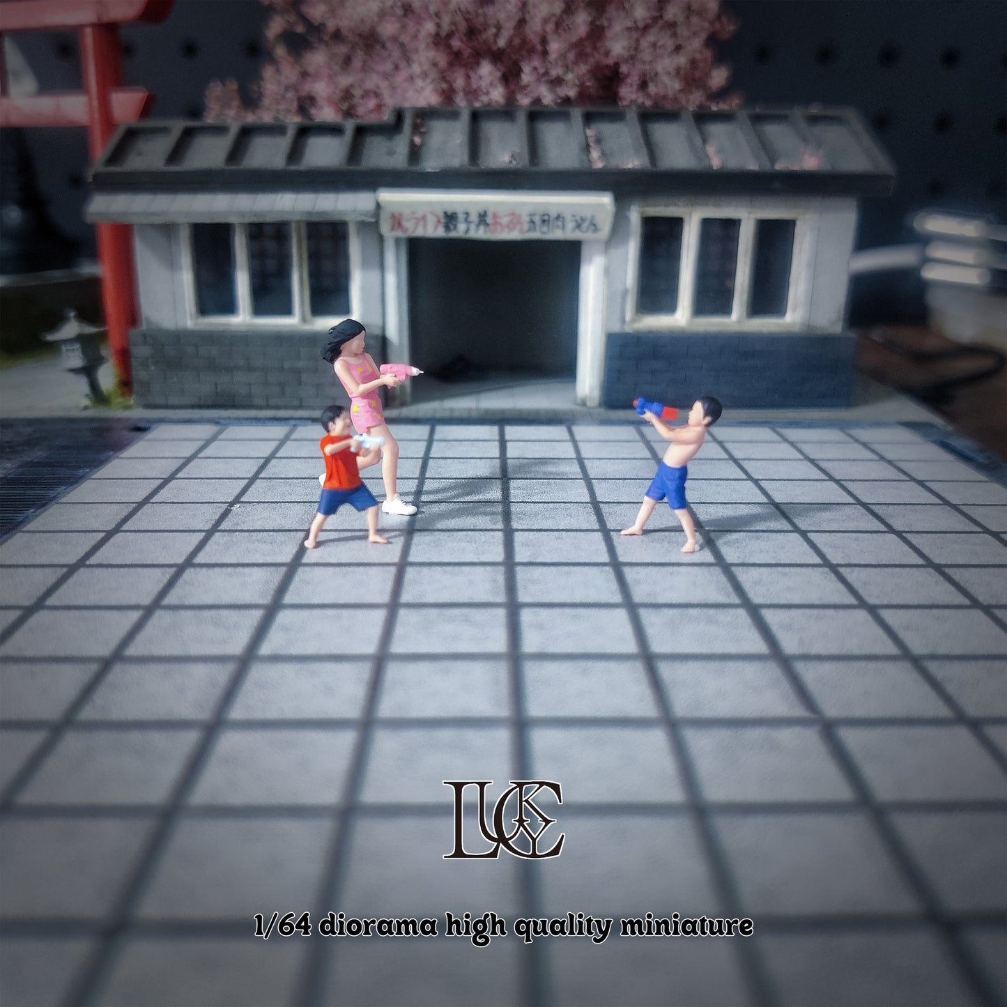 Lucky Studio 1/64 Scale Figurines Model Water Playing Children Trio Collection Miniature Hand-painted