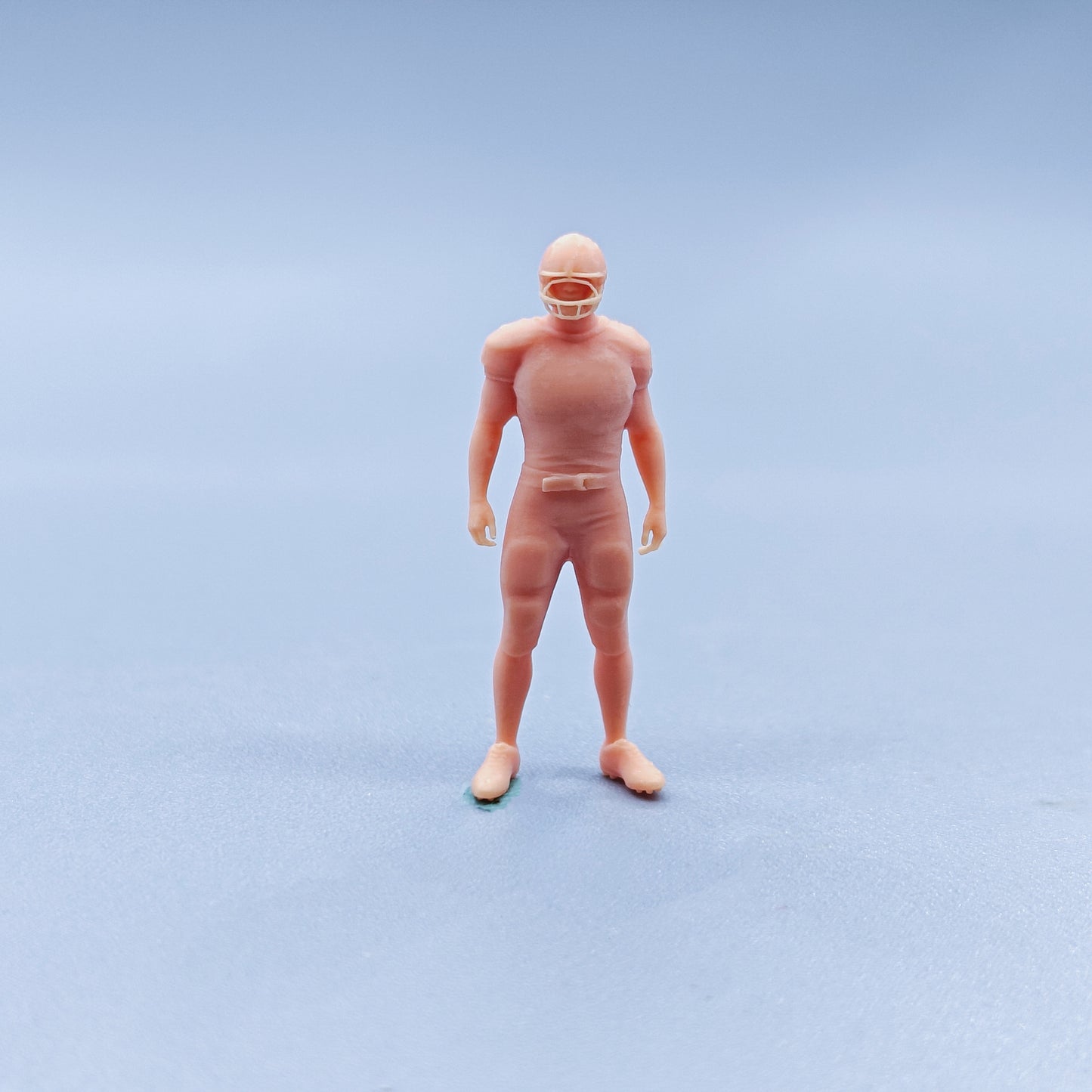 1/64 1/43 Figurines Scale Model Resin Rugby Player Uncolored Miniatures Diorama Hand-painted C122
