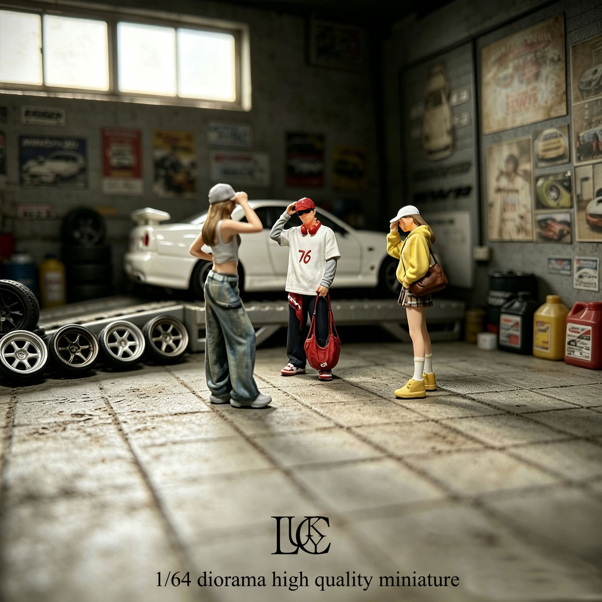 Lucky Studio 1/64 Scale Figurines Model The Hat-Holding Trio Collection Miniature Hand-painted