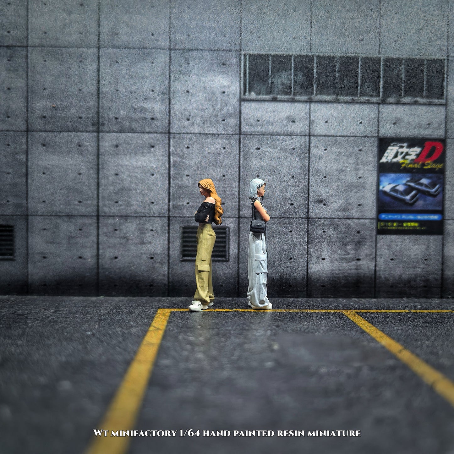 WT Minifactory 1/64 Scale Figurines Model Girl with Crossed Arms Duo Collection Miniature Hand-painted