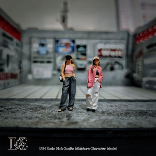 Lucky Studio 1/64 Scale Figurines Model Car-watching Girl Duo Miniature Hand-painted