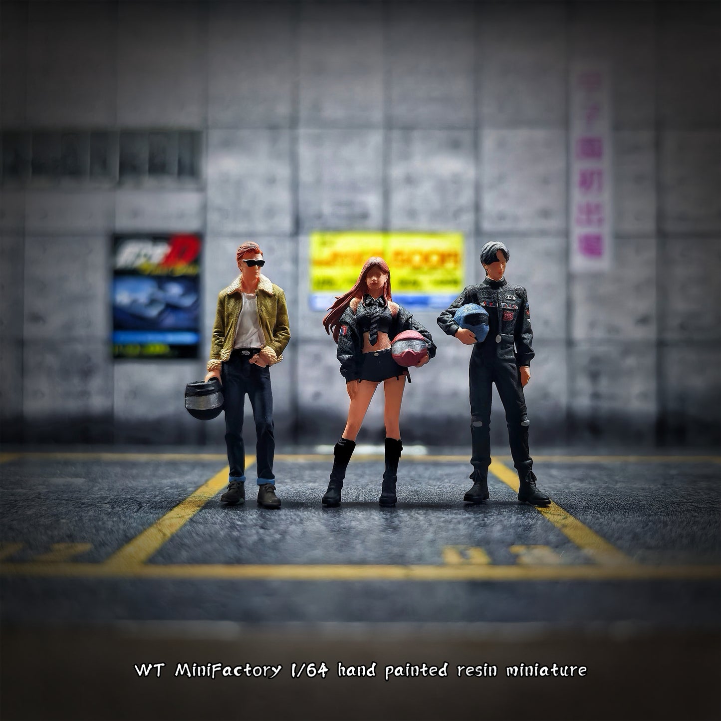 WT Minifactory 1/64 Scale Figurines Model Rider Holding A Helmet 03 Trio Collection Miniature Hand-painted