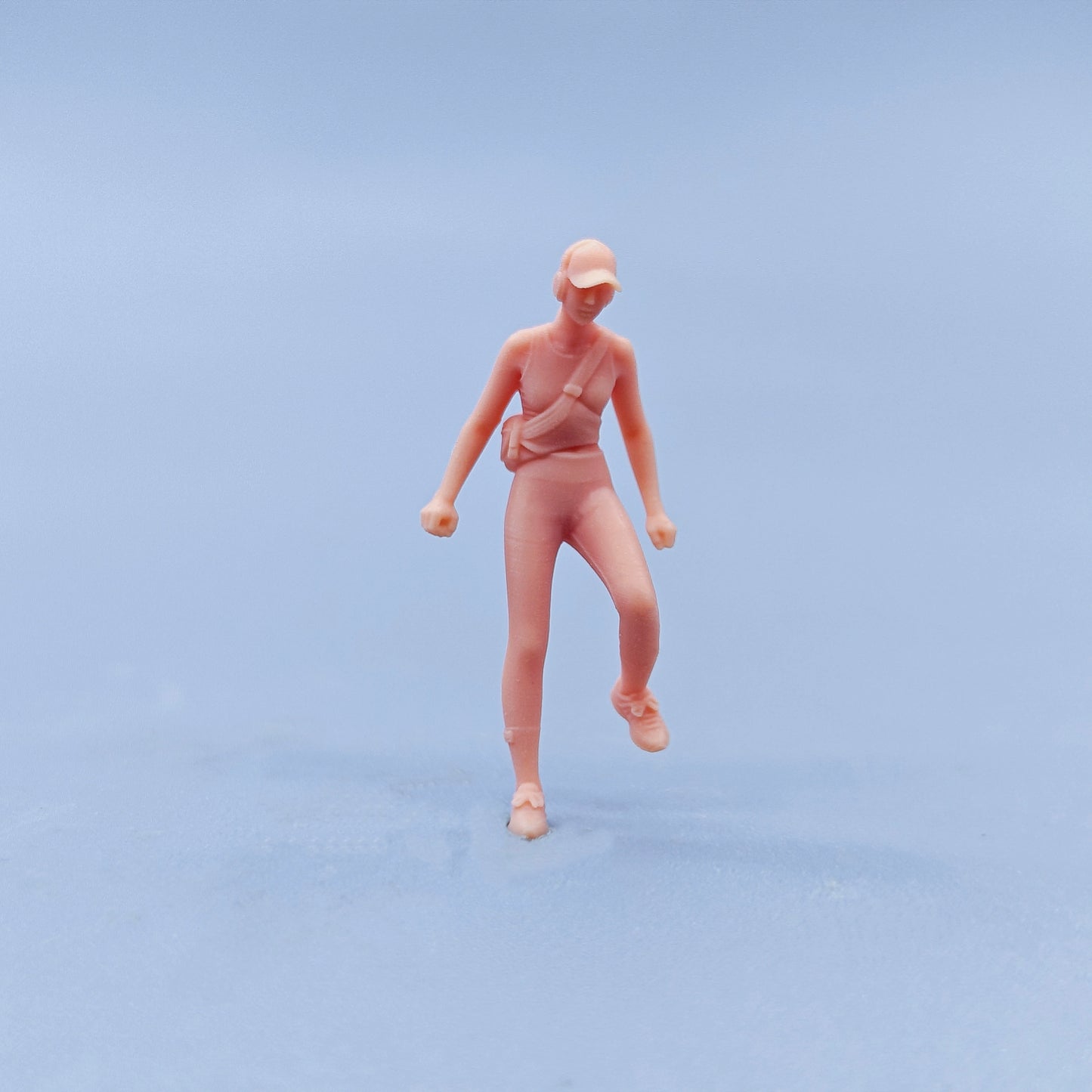 1/64 1/43 Figurines Scale Model Resin Relying on Posture Women Wearing Headphones Uncolored Miniatures Diorama Hand-painted D509