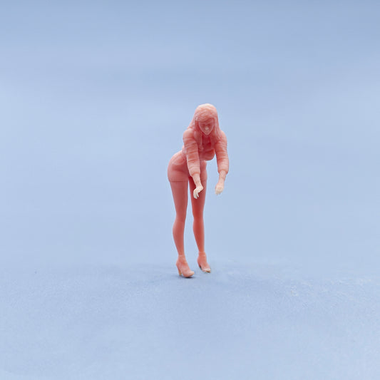 1/64 1/43 Figurines Scale Model Resin The Girl Bending Down To Tidy Up Things Uncolored Miniatures Diorama Hand-painted D731