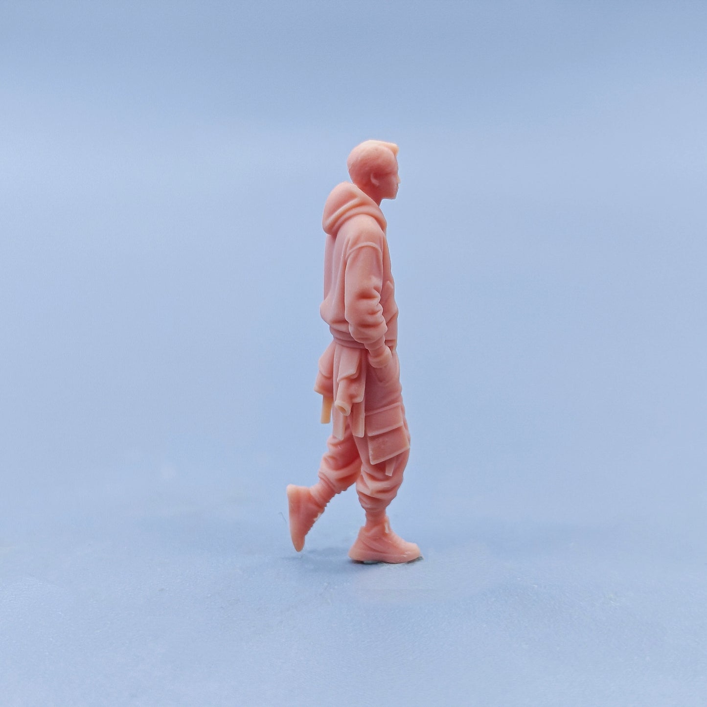 1/64 1/43 Figurines Scale Model Resin Wall Hugging Jacket for Trendy Men Uncolored Miniatures Diorama Hand-painted D435