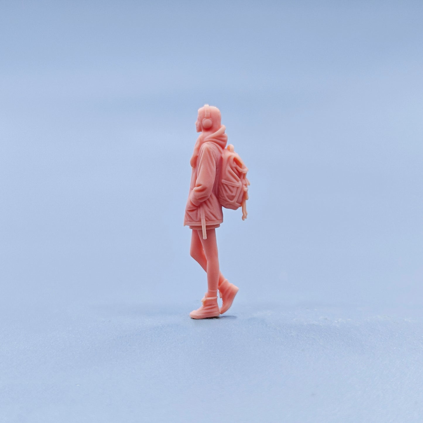 1/64 1/43 Figurines Scale Model Resin Earphone Backpack Beauty Uncolored Miniatures Diorama Hand-painted D703