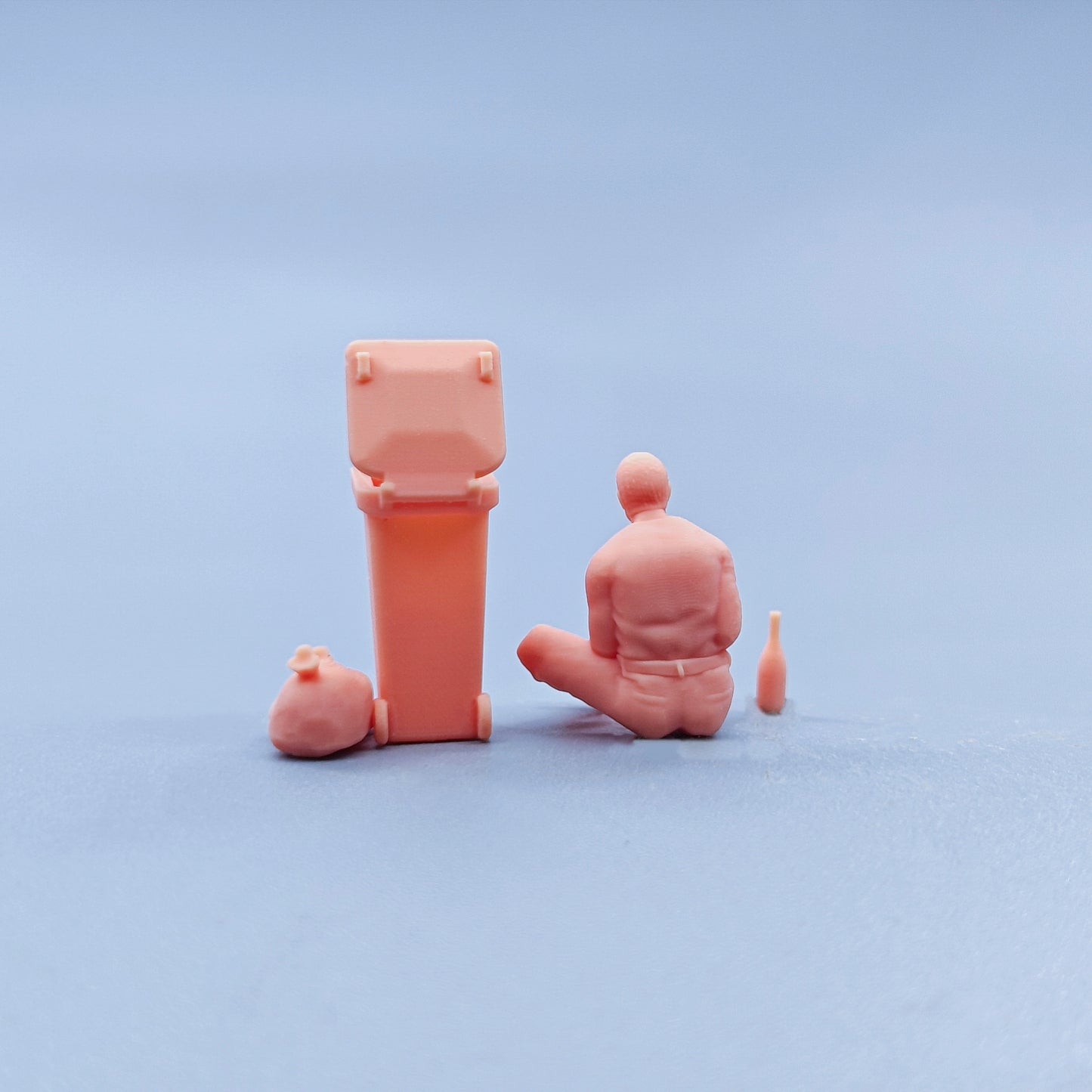 1/64 1/43 Figurines Scale Model Resin Smoking Man Leaning Against The Trash Can Uncolored Miniatures Diorama Hand-painted D820