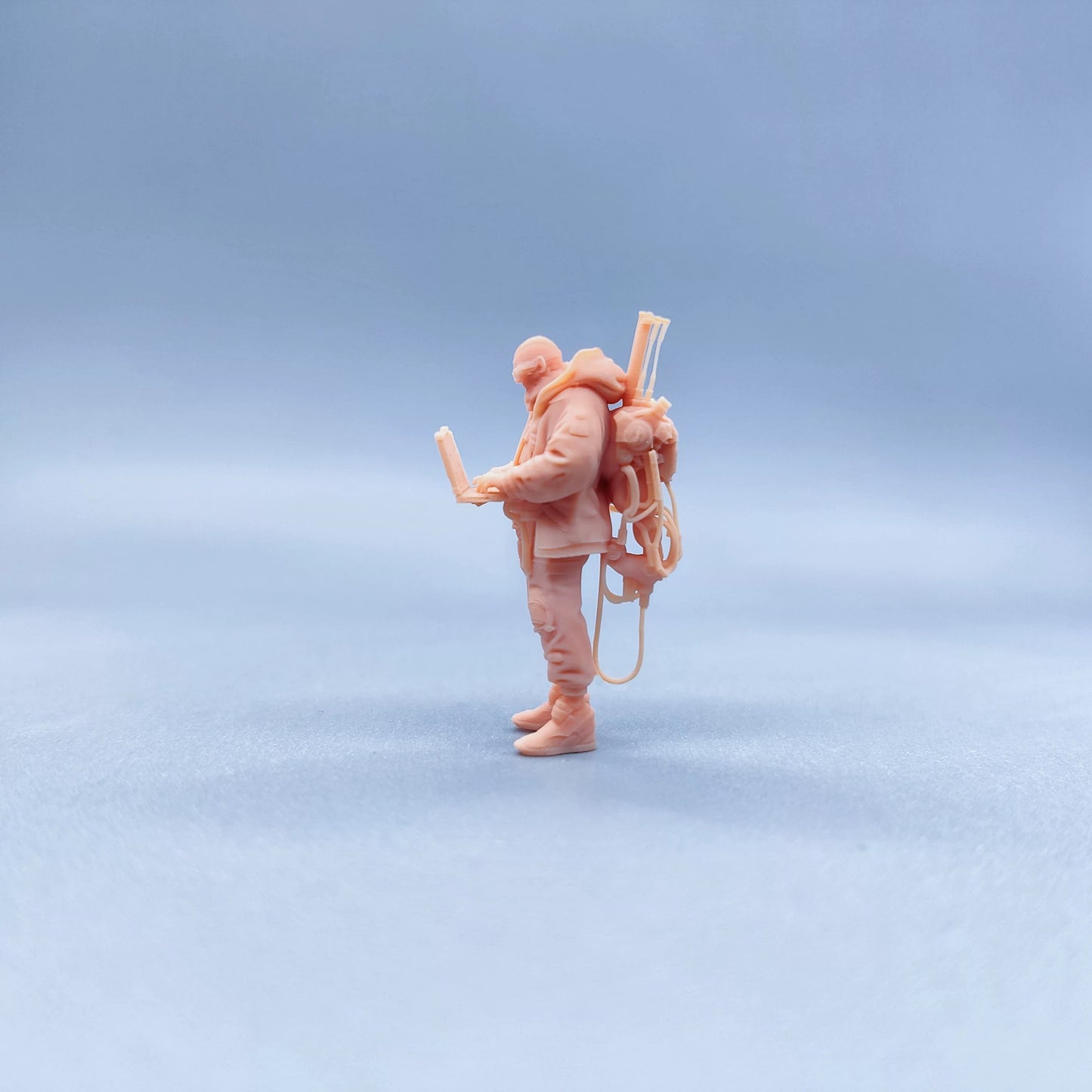 1/64 1/43 Figurines Scale Model Resin Cyberpunk Cool Old Man Punk Uncolored Miniatures Diorama Hand-painted W528