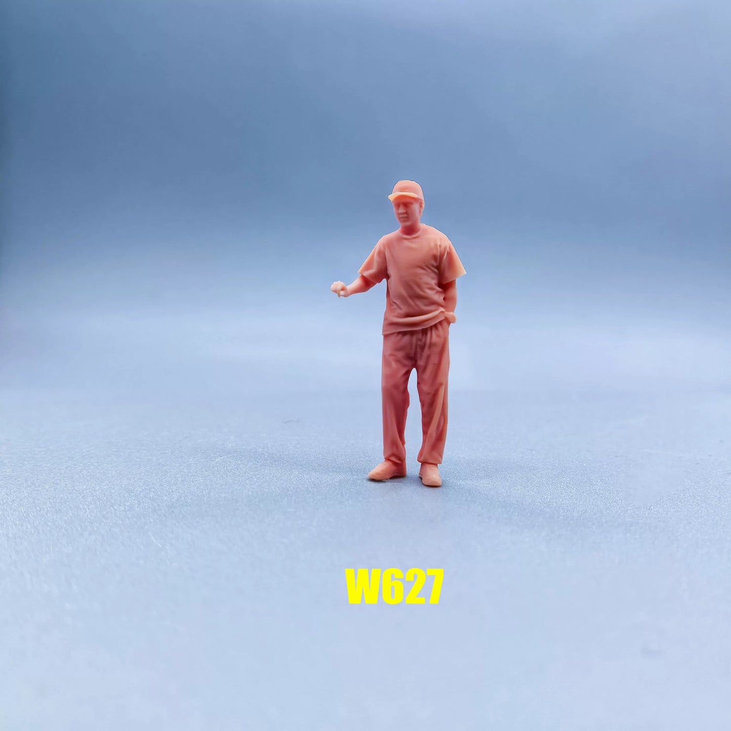 1/64 1/43 Figurines Scale Model Resin Car Modification Player Uncolored Miniatures Diorama Hand-painted W626 W629