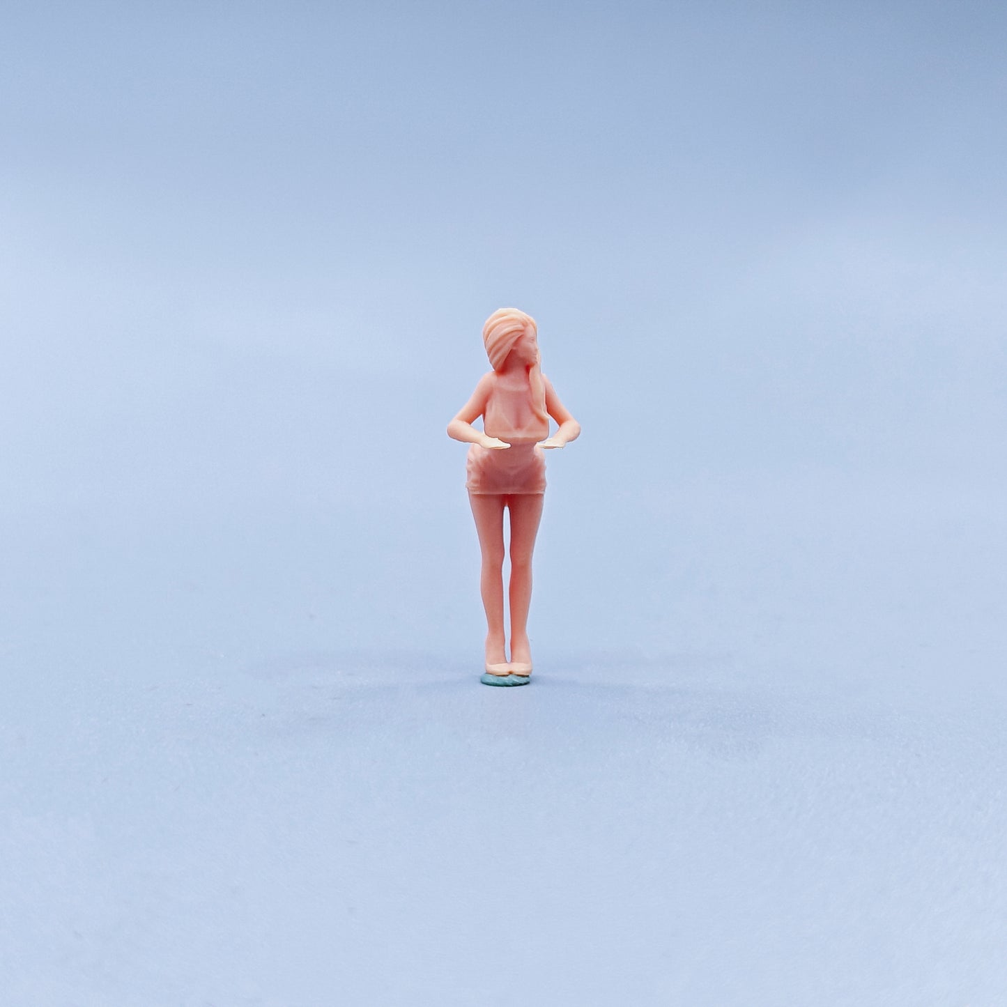 1/64 1/43 Figurines Scale Model Resin Curvy Buttocks Beauty Uncolored Miniatures Diorama Hand-painted C435
