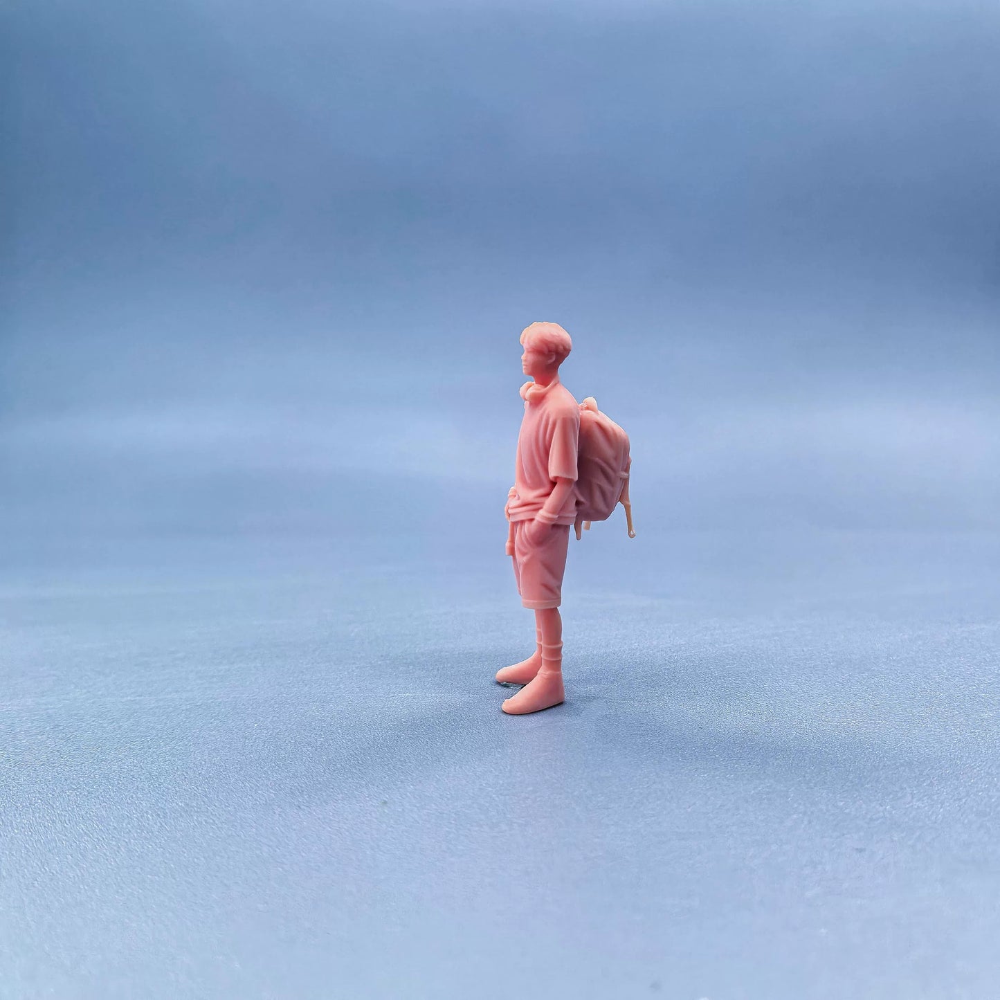 1/64 1/43 Figurines Scale Model Resin Dopamine Sunshine Trendy Male Uncolored Miniatures Diorama Hand-painted W708
