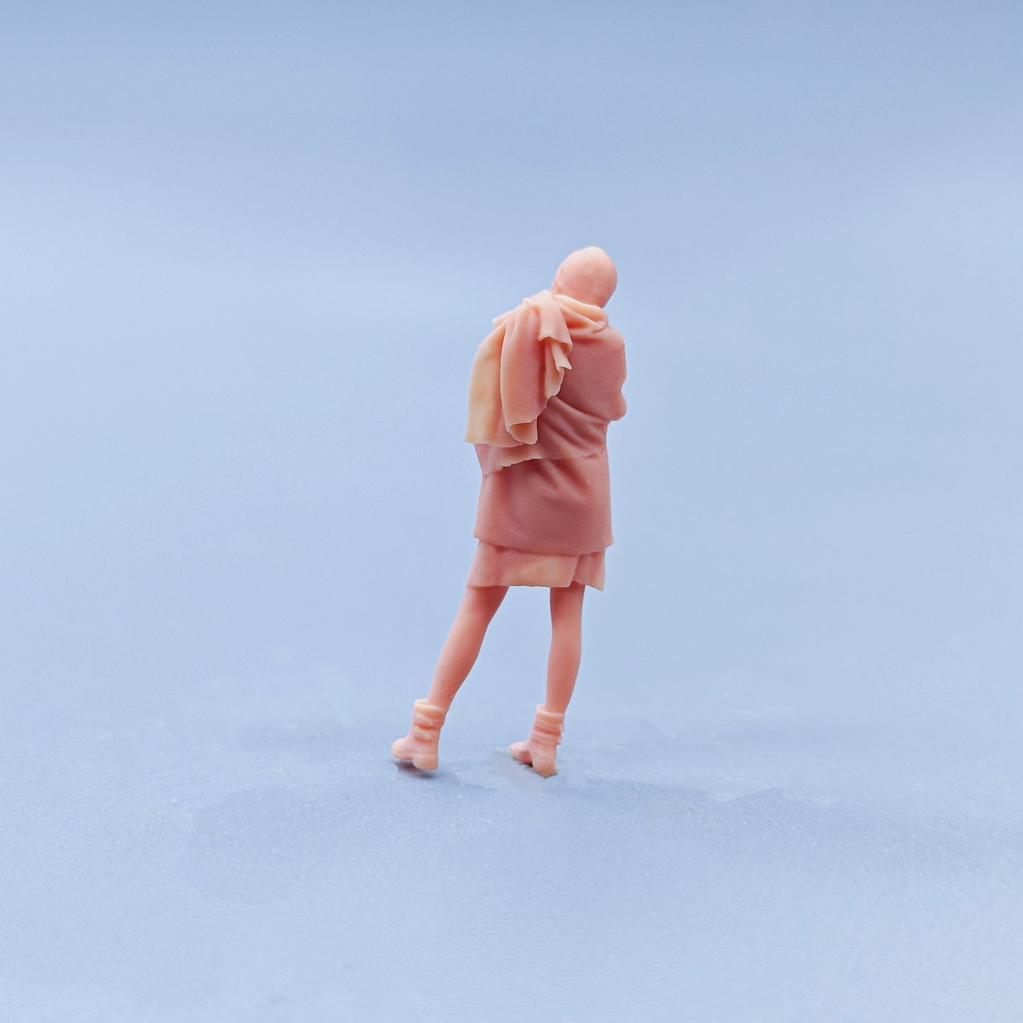 1/64 1/43 Figurines Scale Model Resin Warm Hand Scarf for Women Uncolored Miniatures Diorama Hand-painted D436