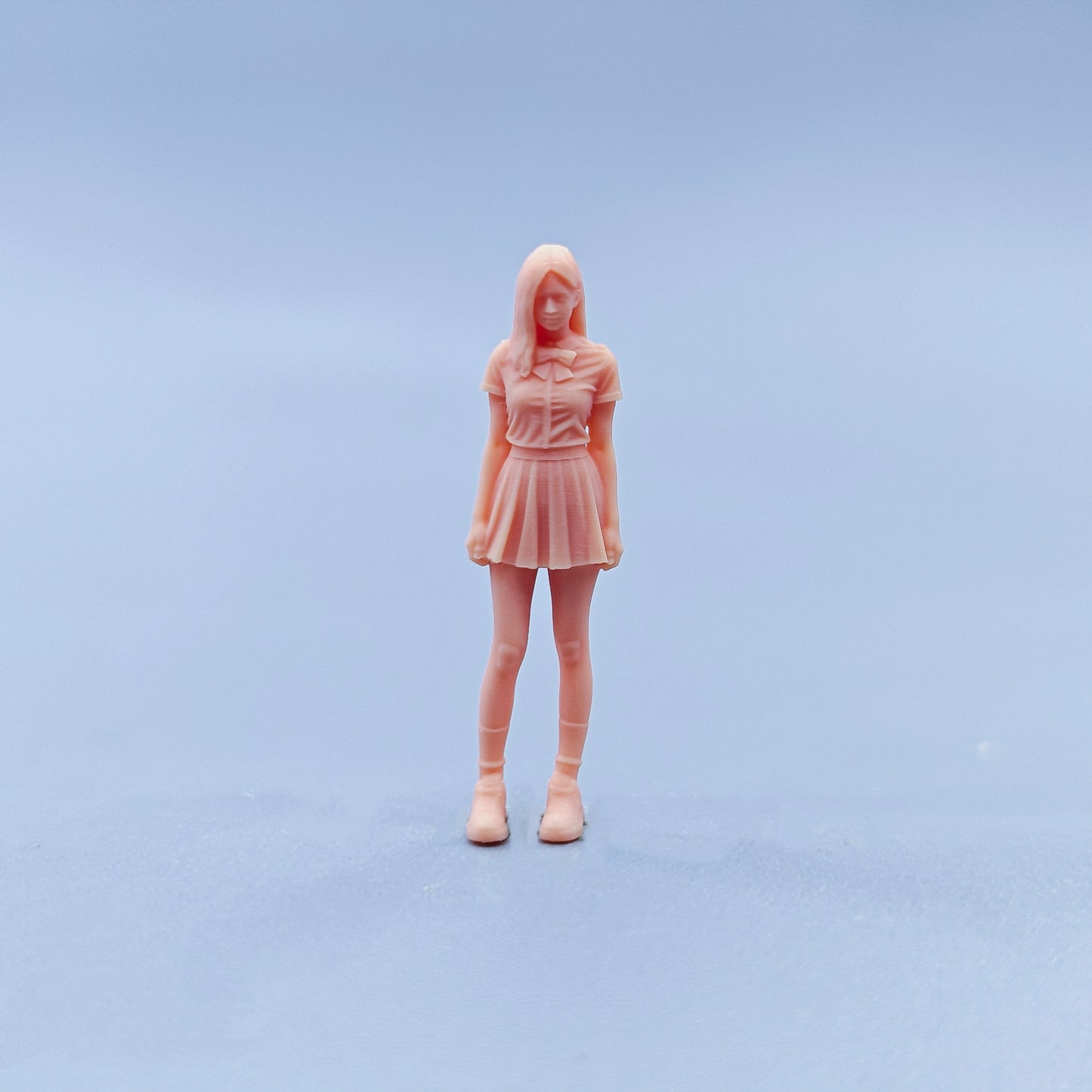 1/64 1/43 Figurines Scale Model Resin JK Plaid Clothes Girl Uncolored Miniatures Diorama Hand-painted D612