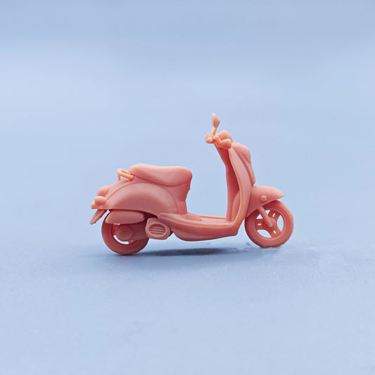 1/64 1/43 Figurines Scale Model Resin Scooter Uncolored Miniatures Diorama Hand-painted D912