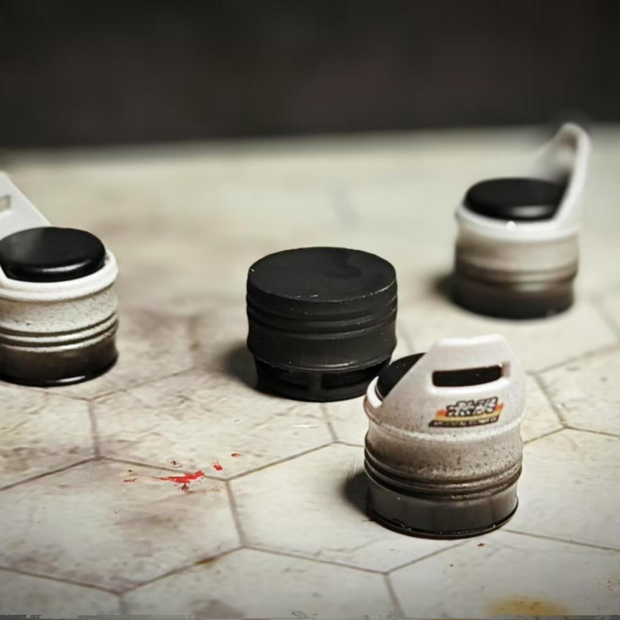 WX-MADE 1/64 scale Figurines Model Bucket Chairs 3 Chairs and A Round Table Form A Set Collection Miniature Hand-painted