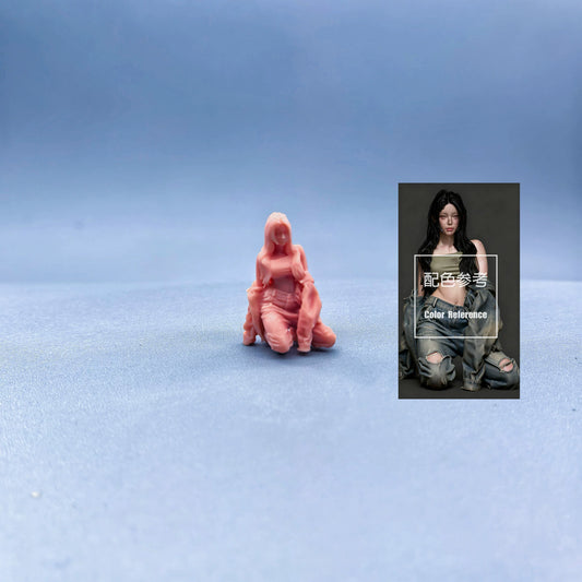 1/64 1/43 Figurines Scale Model Resin Fragrant Shoulder Trendy Cool Girl Uncolored Miniatures Diorama Hand-painted W635