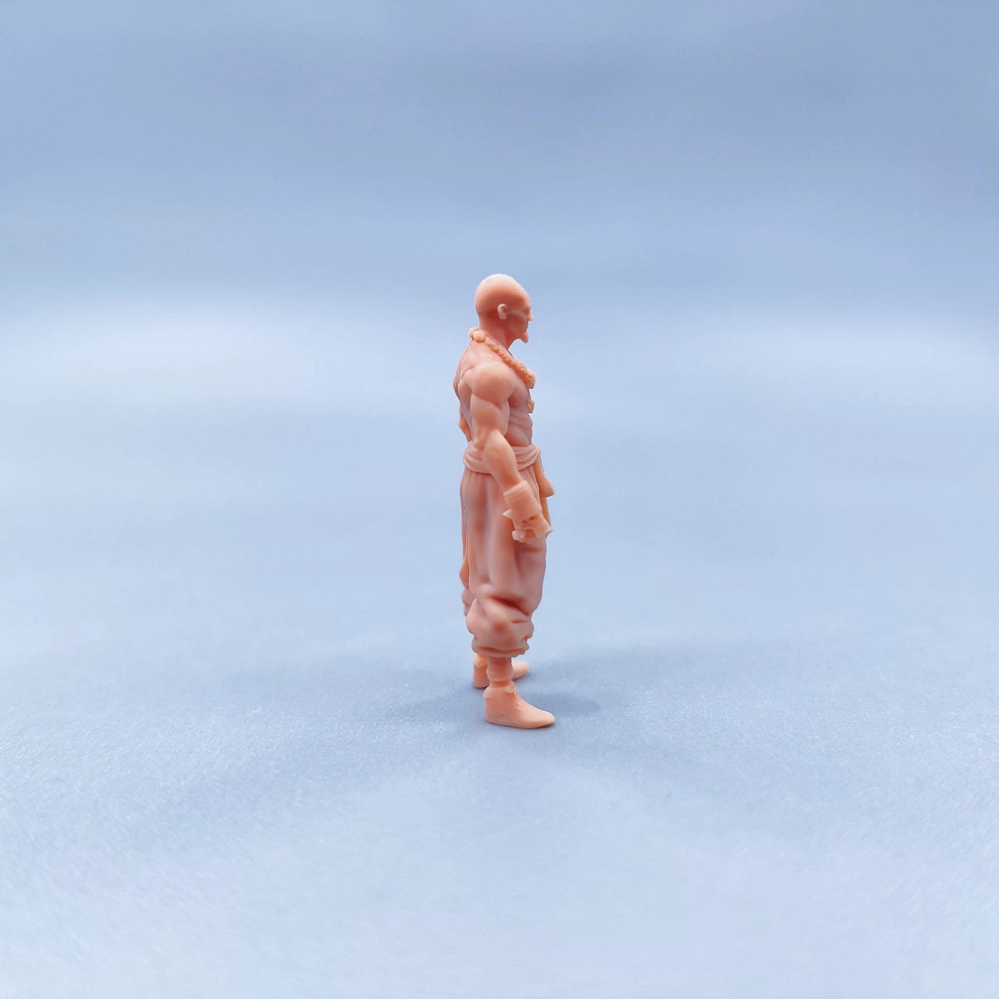 1/64 1/43 Figurines Scale Model Resin Punk Monk with Skull Uncolored Miniatures Diorama Hand-painted W524
