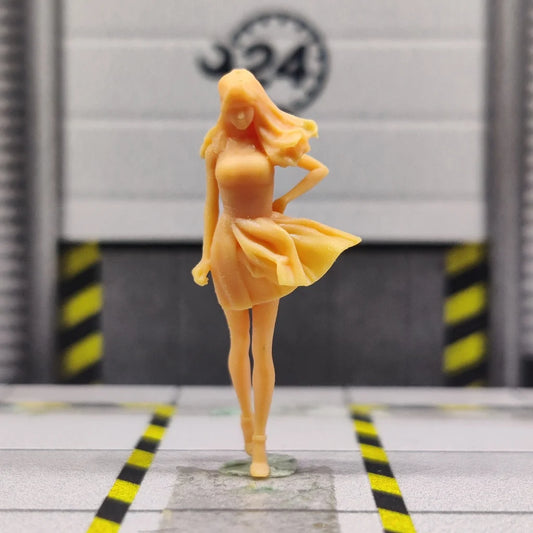 1/64 1/43 Scale Model Resin A Tall Girl with Long Hair Walking In The WindUncolored Miniature Diorama Hand-painted T211