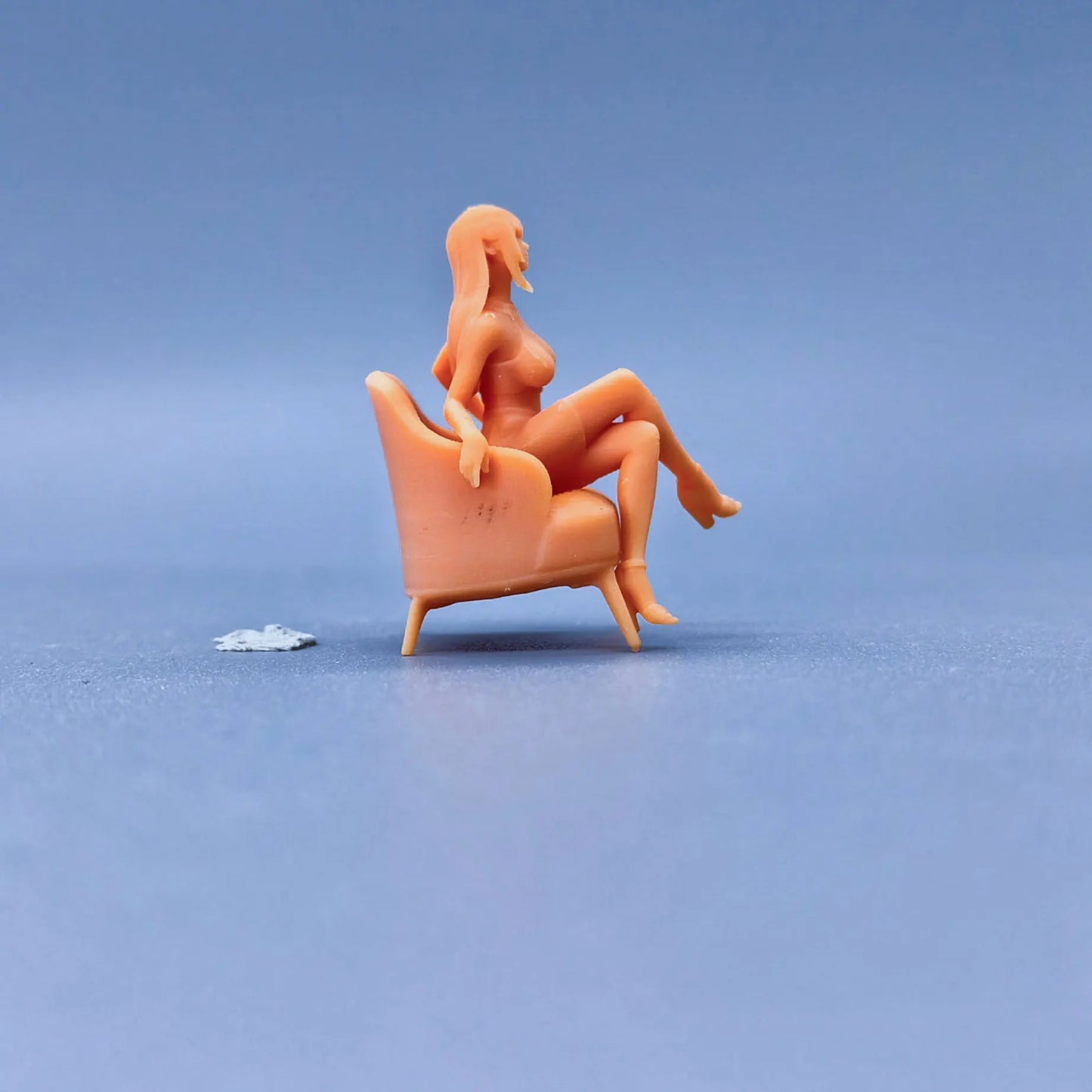 1/64 1/43 Scale Model ResinQueen Fan Sits Sexy Uncolored Miniature Diorama Hand-painted S711