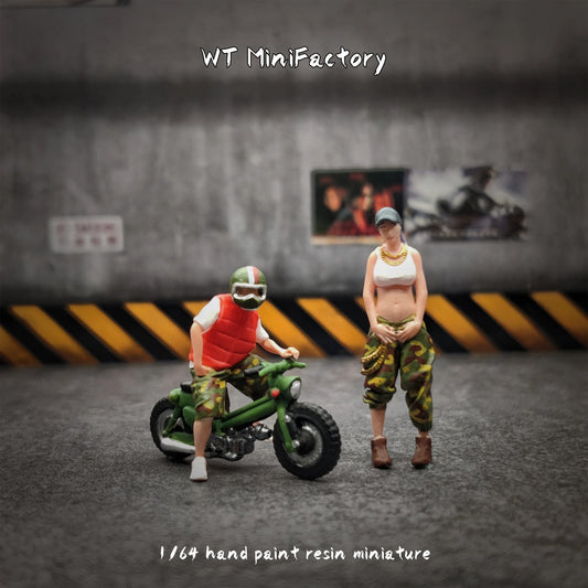 WT Minifactory Diorama 1/64 Scale Figurines Model 1 Male 1 Female 1 Small Motorcycle Collection Miniature Hand-painted