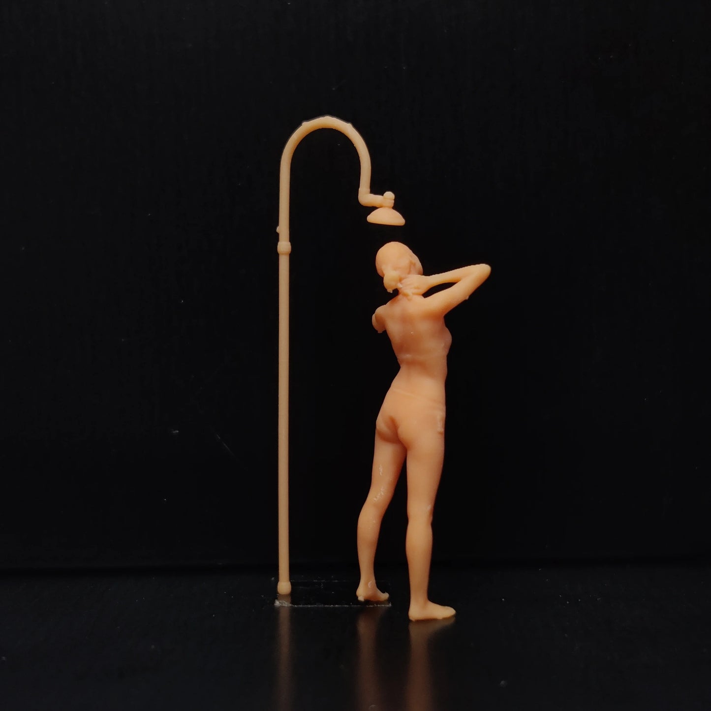 1/64 1/43 Scale Model Resin Shower Girl+showerUncolored Miniature Diorama Hand-painted T515