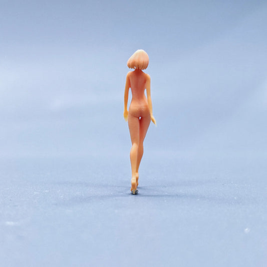 1/64 1/43 Figurines Scale Model Resin Sitting Bikini Short Hair Girl Uncolored Miniatures Diorama Hand-painted S745