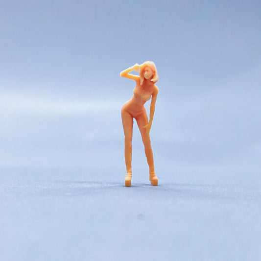 1/64 1/43 Figurines Scale Model Resin Sexy Standing Girl with A Belly Pocket Uncolored Miniatures Diorama Hand-painted S411 S412