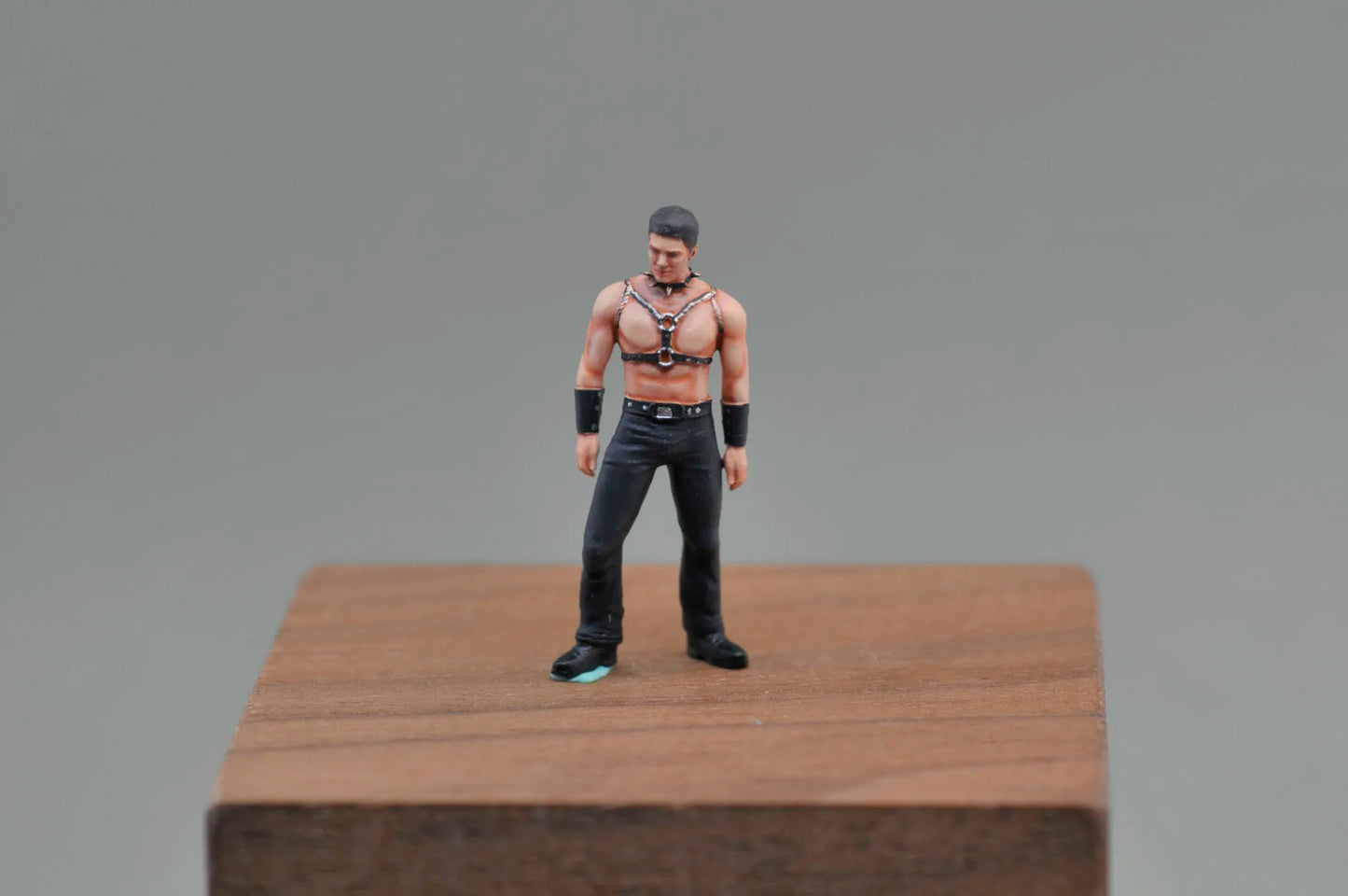 SZ Produced 1/64 diorama minifigure philosophy van series car model doll ornament