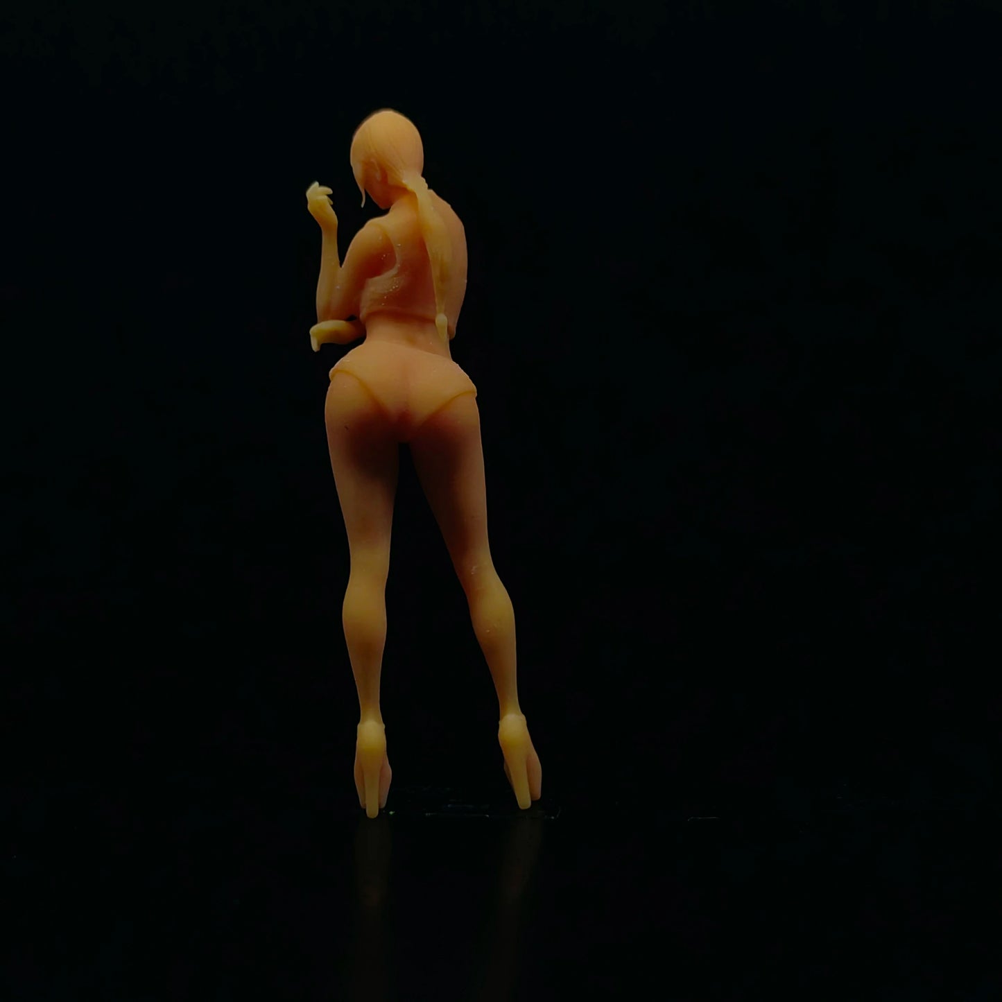 1/64 1/43 Scale Model Resin Sexy Girl with Standing Posture Uncolored Miniature Diorama Hand-painted T401