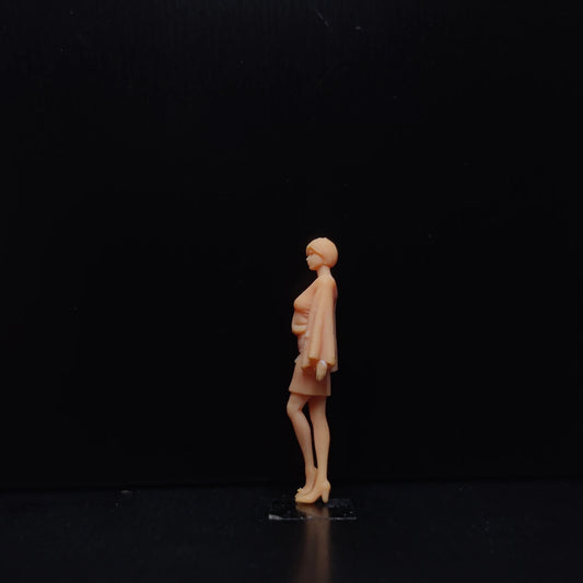 1/64 1/43 Scale Model Resin Short Haired BeautyUncolored Miniature Diorama Hand-painted S018