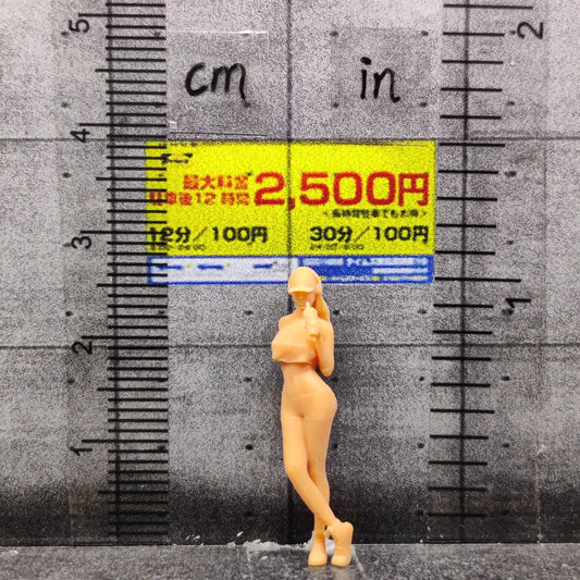 1/64 1/43 Scale Model ResinFitness Girls Headphones, Drinks, Hats, ShortsUncolored Miniature Diorama Hand-painted S025