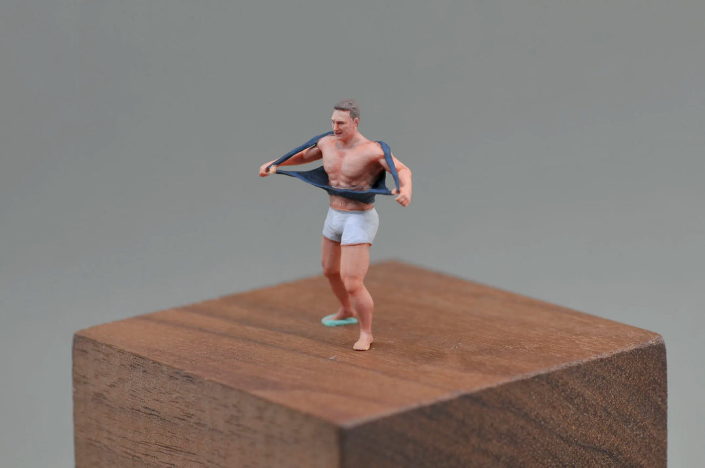 SZ Produced 1/64 diorama minifigure philosophy billy hellington king series car model doll ornament