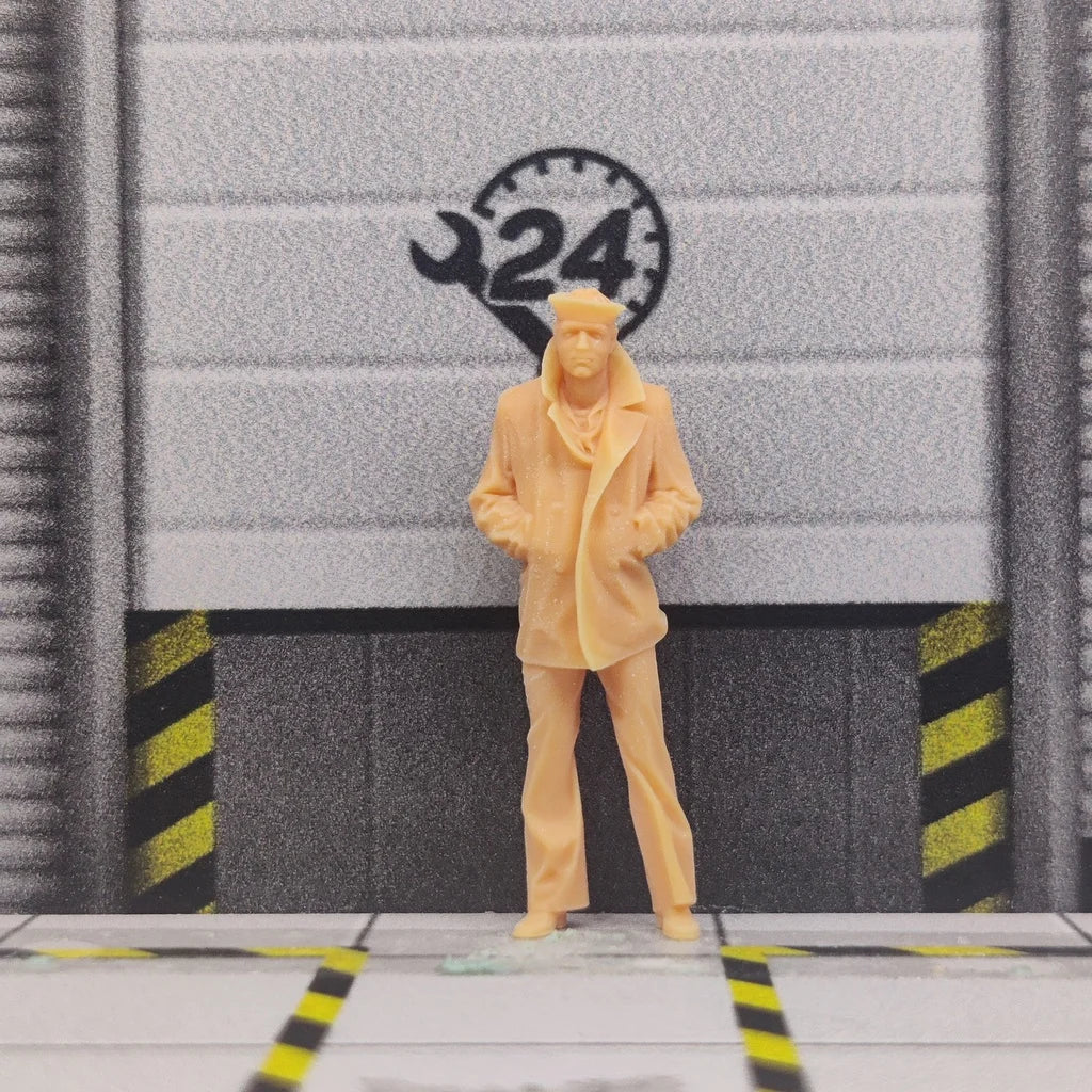 1/64 1/43 Scale Model Resin Lonely man Uncolored Miniature Diorama Hand-painted S927