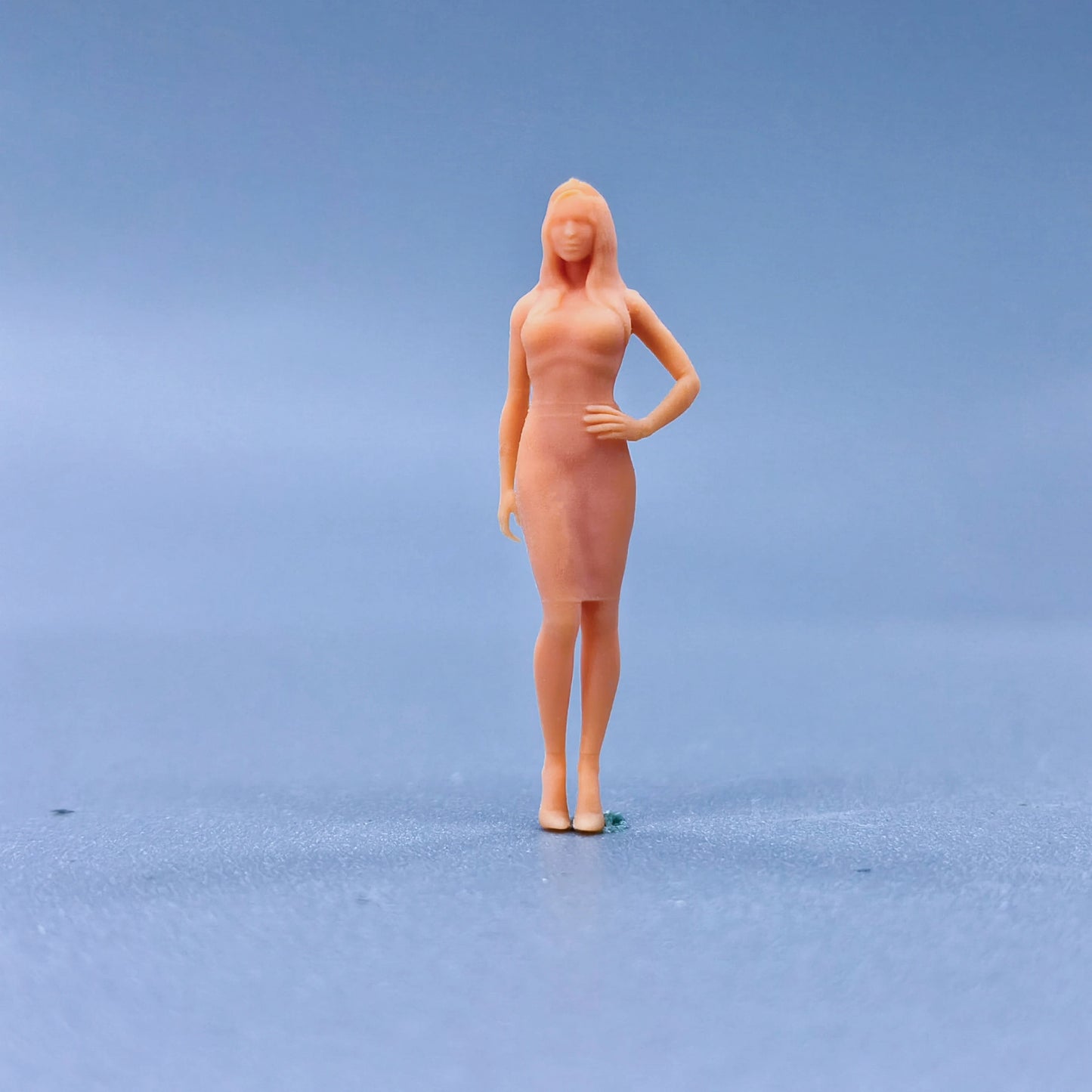 1/64 1/43 Figurines Scale Model Resin Female with Waist Insertion Uncolored Miniatures Diorama Hand-painted L306