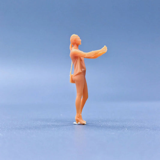 1/64 1/43 Figurines Scale Model Resin Self Portrait with Both Hands, Female Uncolored Miniatures Diorama Hand-painted S203