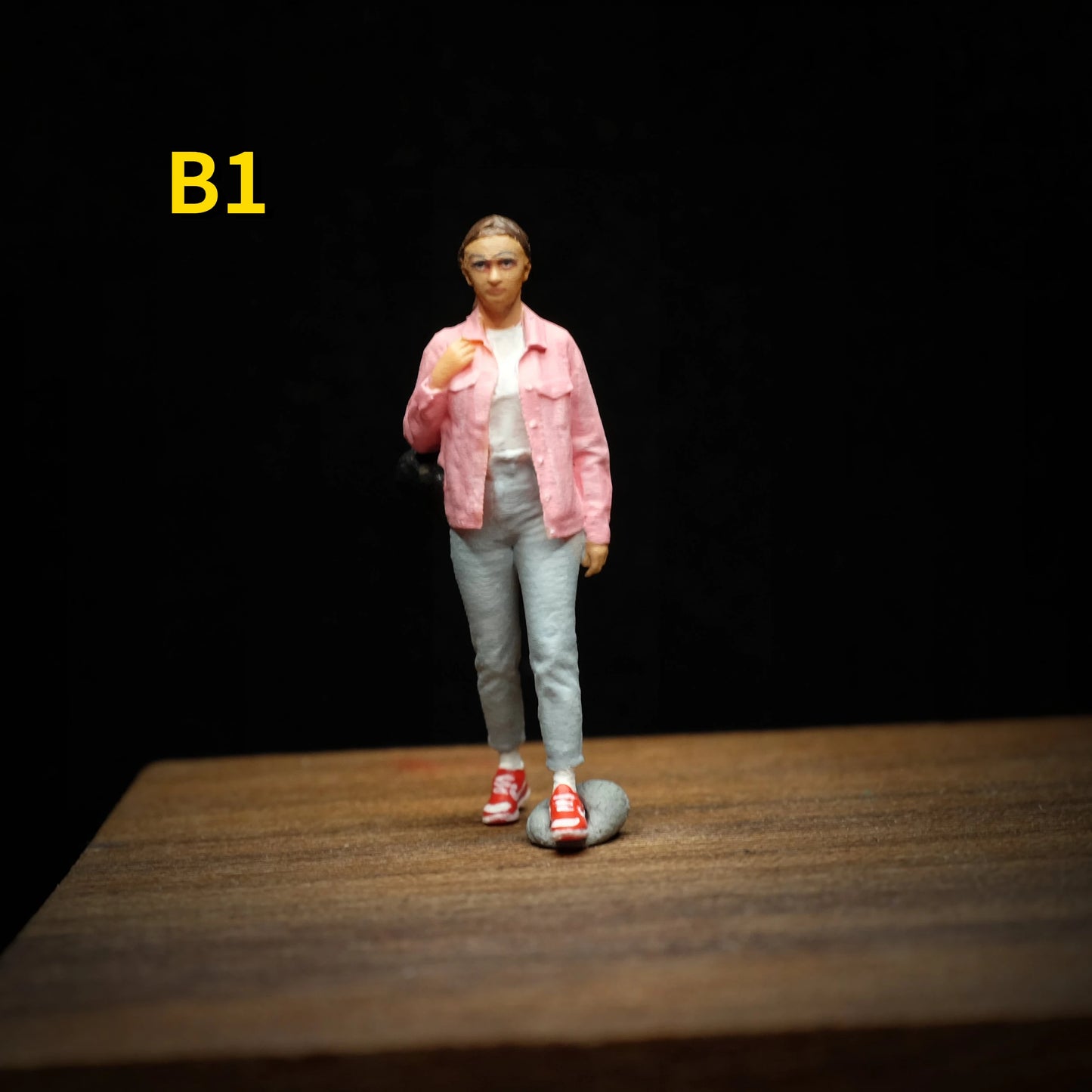 SZ Produced Diorama 1/64 Scale Figurines Model Passerby trend clothing Collection Miniature Hand-painted