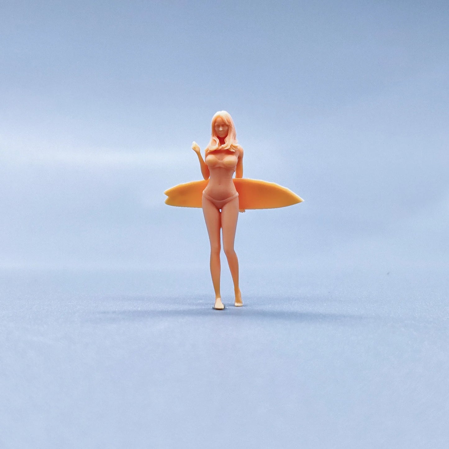 1/64 1/43 Figurines Scale Model Resin Surfboard Girl Uncolored Miniatures Diorama Hand-painted V033