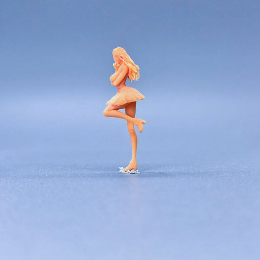 1/64 1/43 Scale Model ResinWomen with Long Legs, Big Skirts and Long Hair Uncolored Miniature Diorama Hand-painted S817