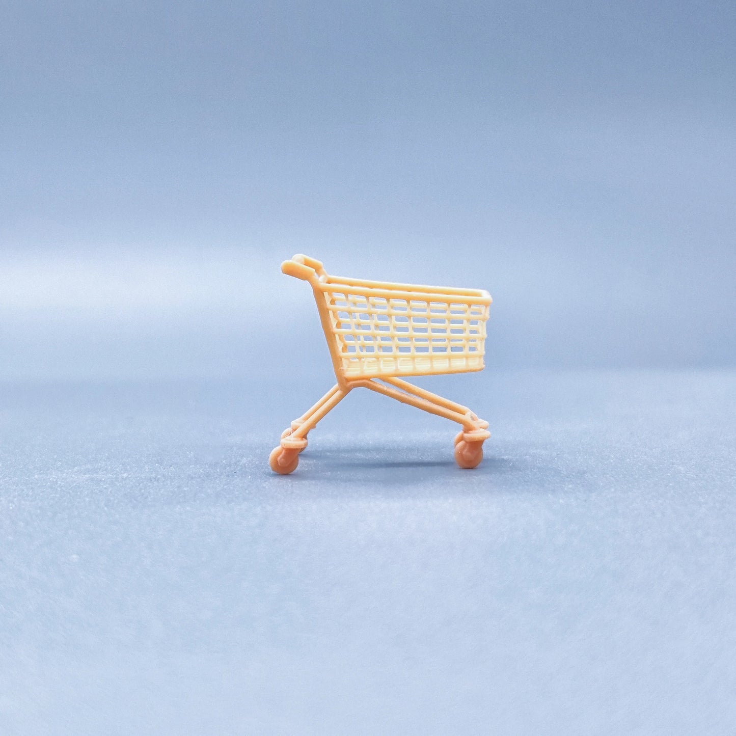 1/64 1/43 Figurines Scale Model Resin Shopping Cart Playful Yeah Girl Uncolored Miniatures Diorama Hand-painted  V718