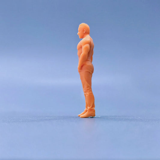 1/64 1/43 Figurines Scale Model Resin A Muscular Man Holding A Pistol Uncolored Miniatures Diorama Hand-painted  L111