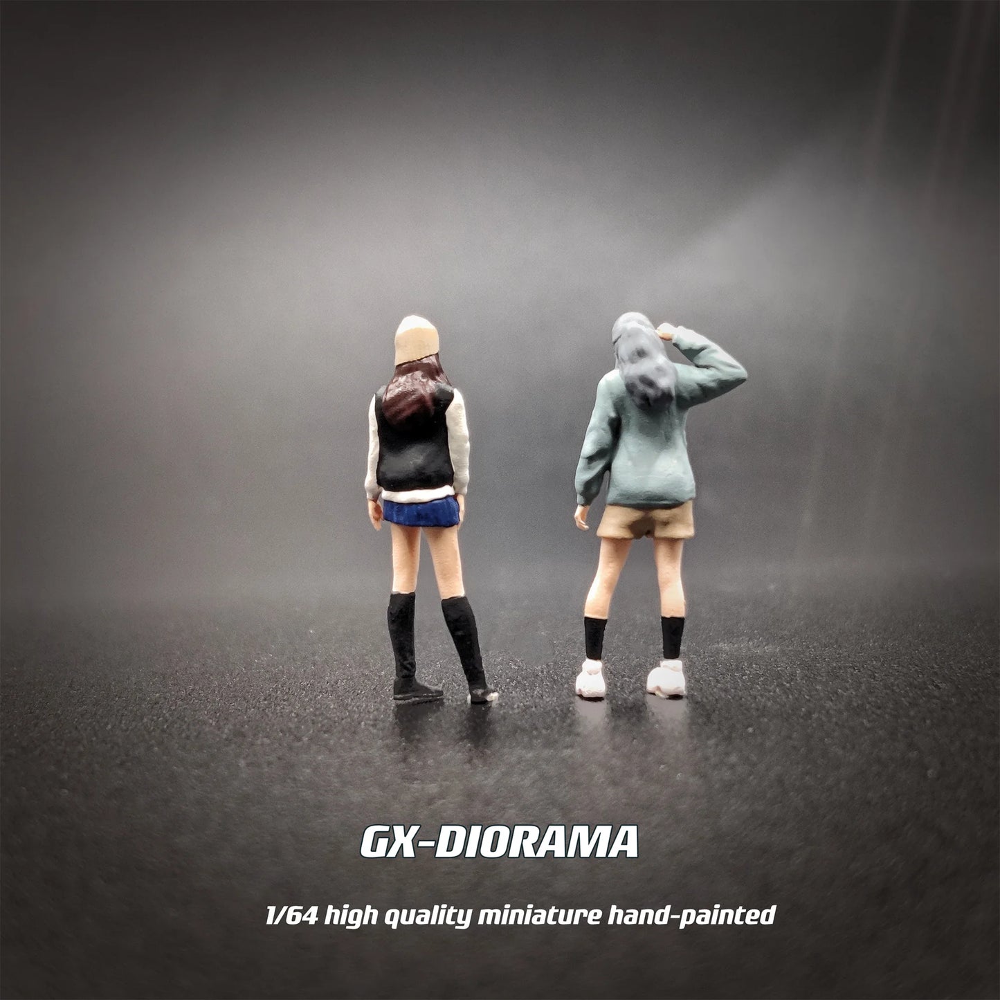 GX-DIORAMA  Diorama 1/64 Scale Figurines Model Winter Girls Are Not Afraid of The Cold Collection Miniature Hand-painted