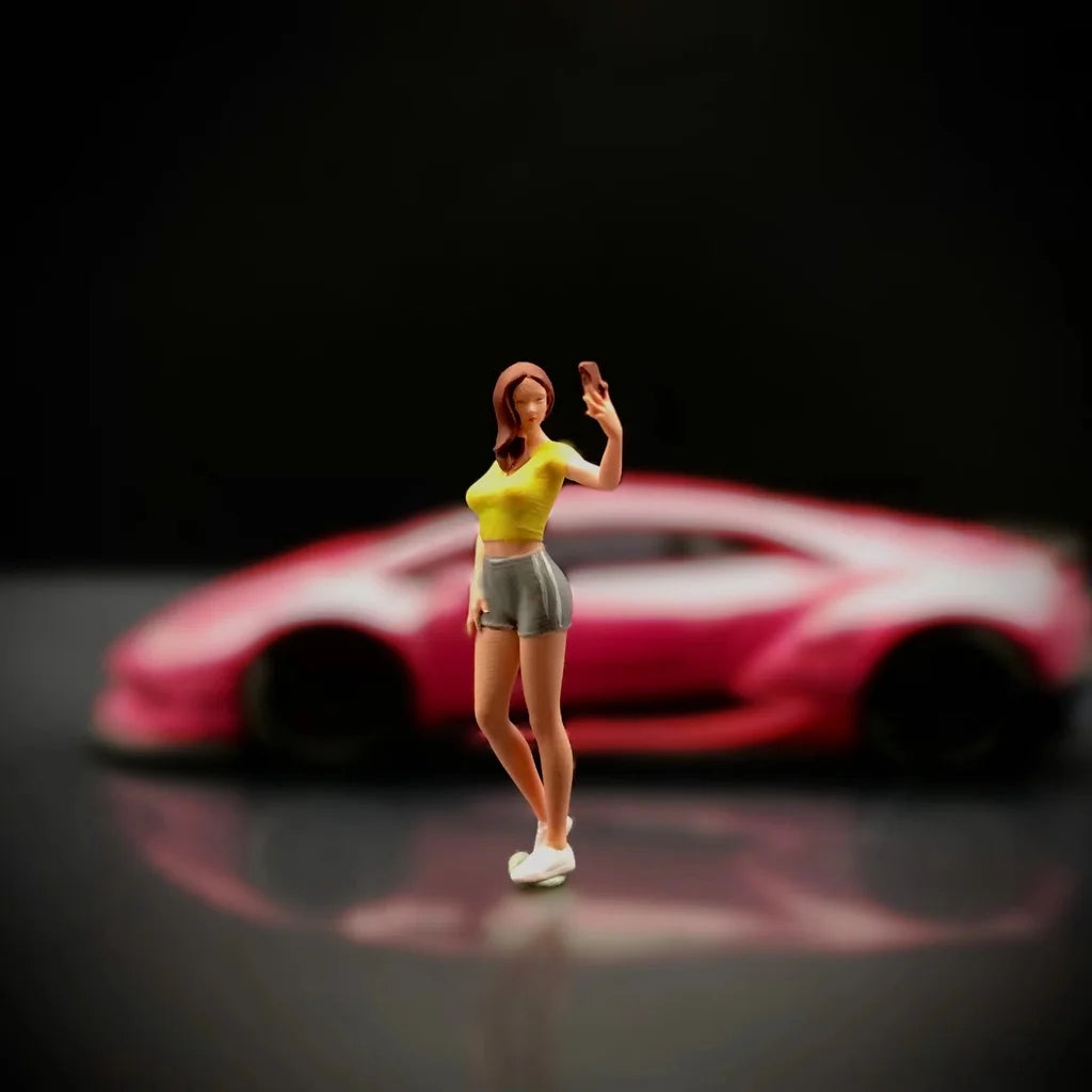 WT Minifactory  1:64 Scale Figures Self Portrait Female Realistic Characters Model Dioramas Diecast Miniature Collection