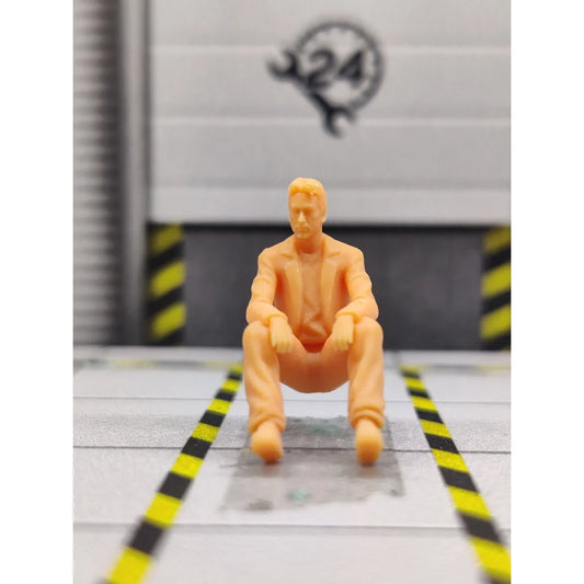 1/64 1/43 Scale Model Resin Sitting Melancholy ManUncolored Miniature Diorama Hand-painted S802