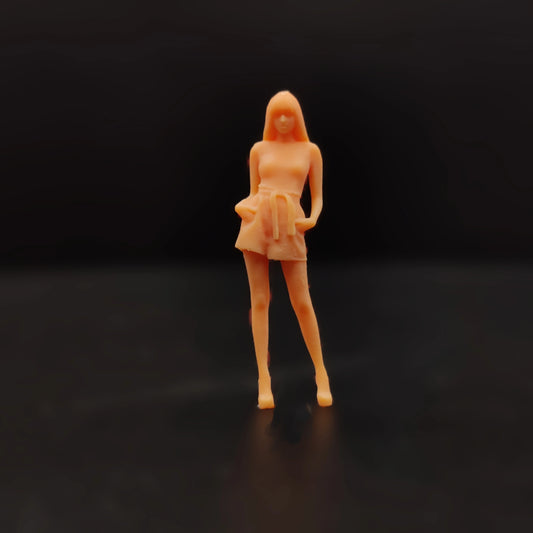 1/64 1/43 Figurines Scale Model Resin Female Model with Slender Long Legs Uncolored Miniatures Diorama Hand-painted T816